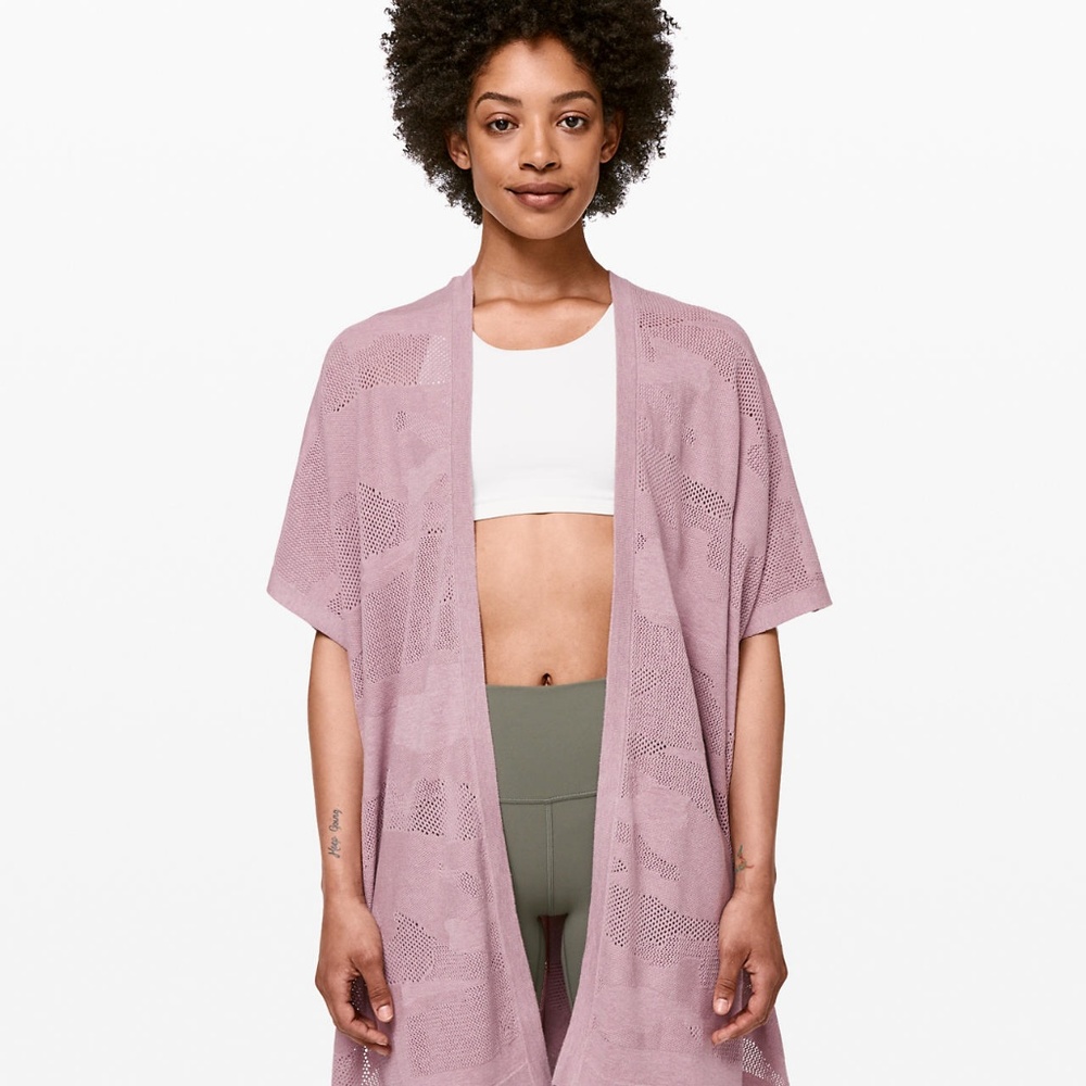 LULULEMON Lavender Find Your Light Wrap OS NWT - Picture 8 of 10